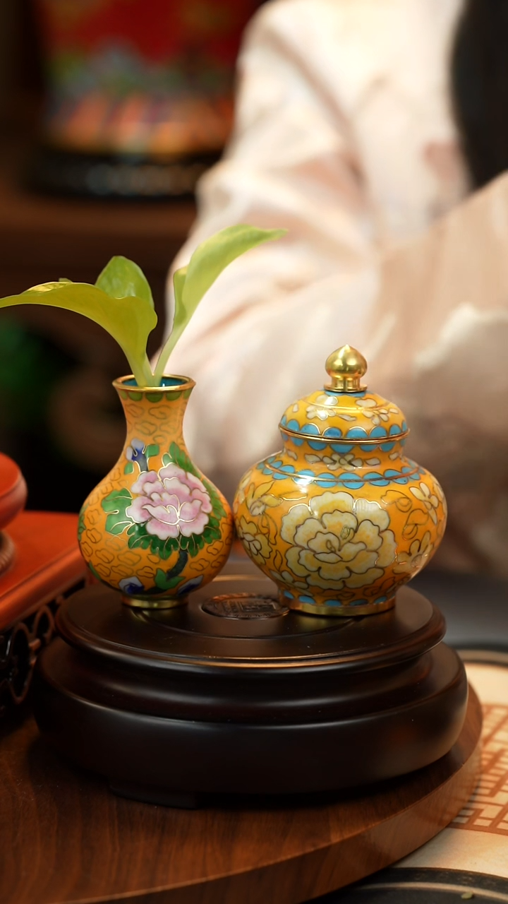 【闪购商品】摆件景泰蓝茶叶罐+花瓶2个