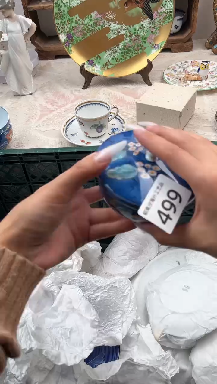 青****猫J          499