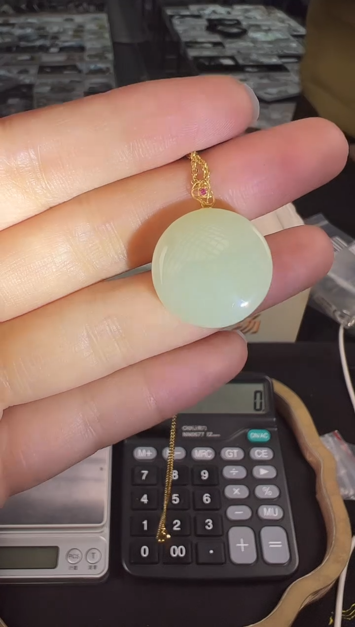 吊坠(不含链)18K金镶嵌和田玉麦子家族吊坠 BDZK06