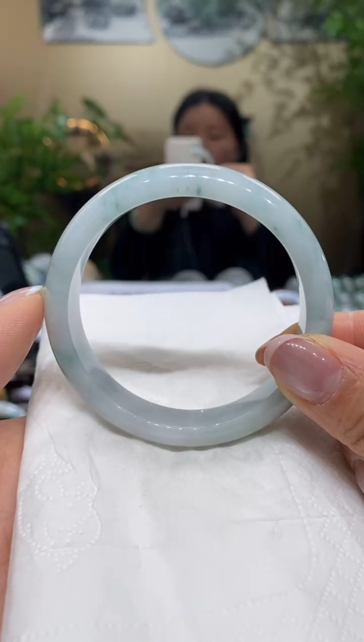 【闪购商品】翡翠手镯未镶嵌翡翠