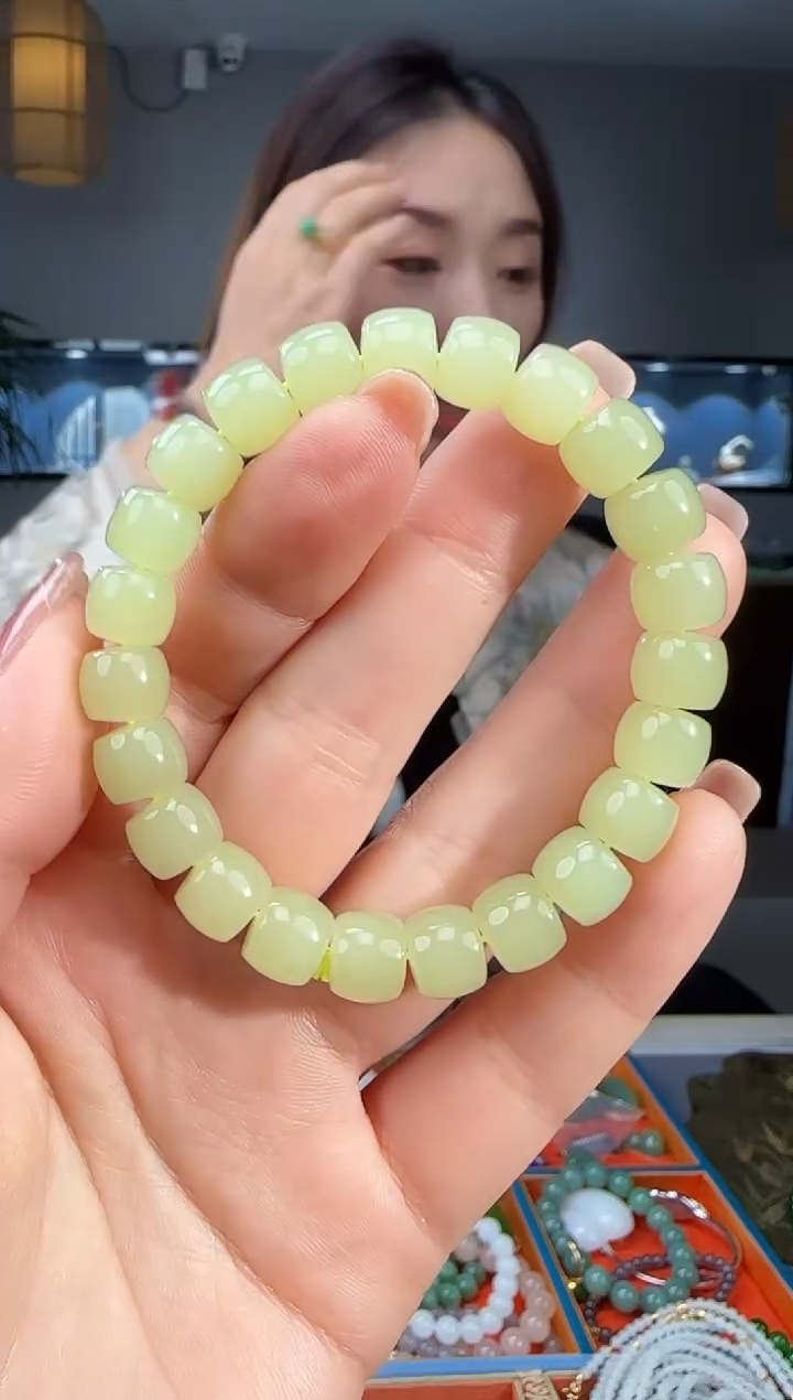 未镶嵌手链和田玉1