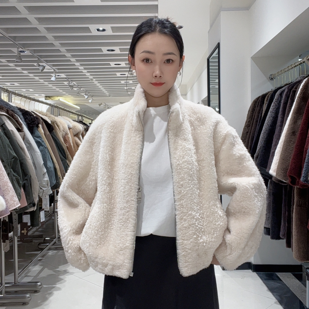 新疆包邮短款女款休闲真皮女士羊皮皮毛一体外套361B直播同价