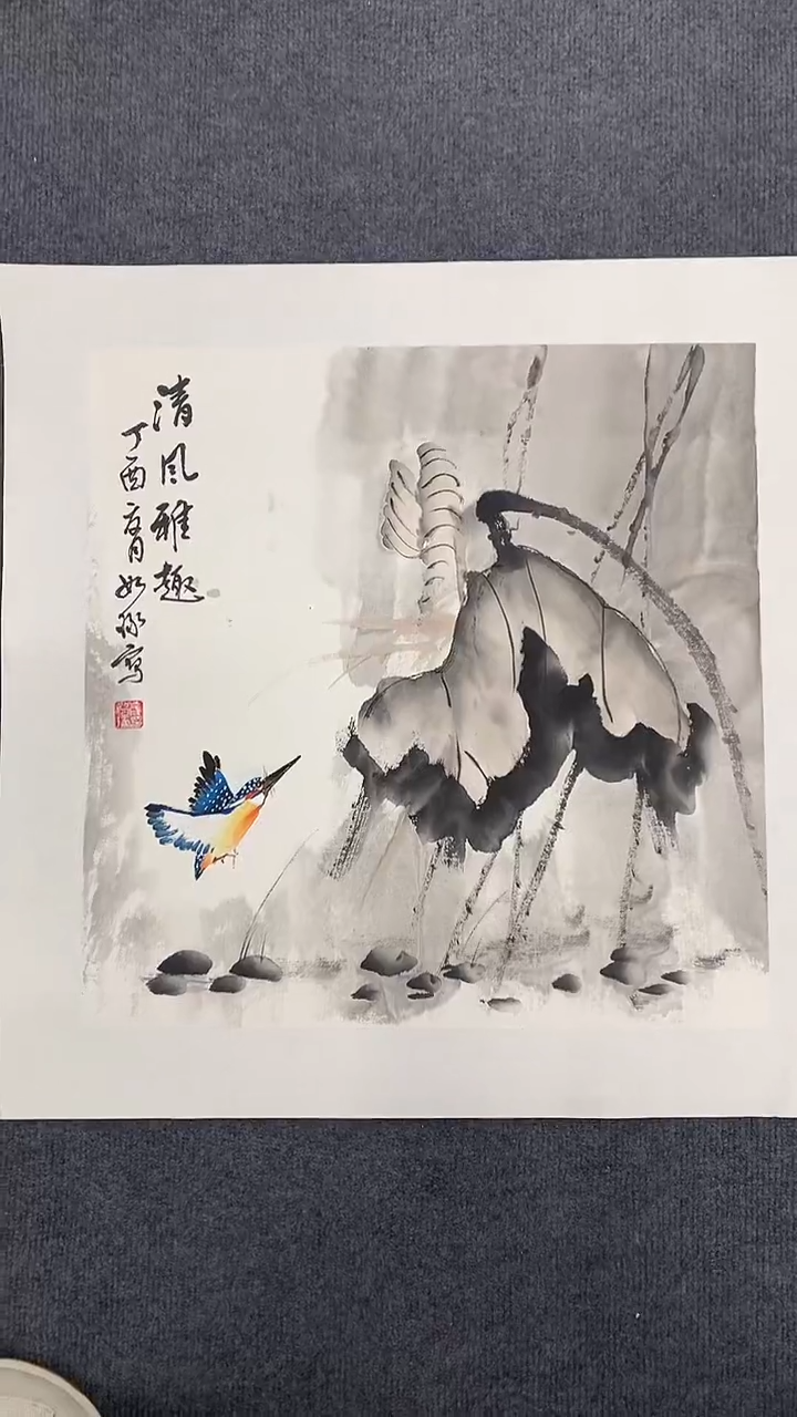 竖款精品斗方花鸟，