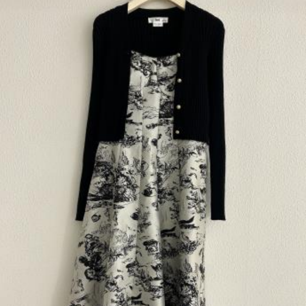 朵以吊带裙碎花裙针织开衫两件套装微瑕介意勿拍39DC849027