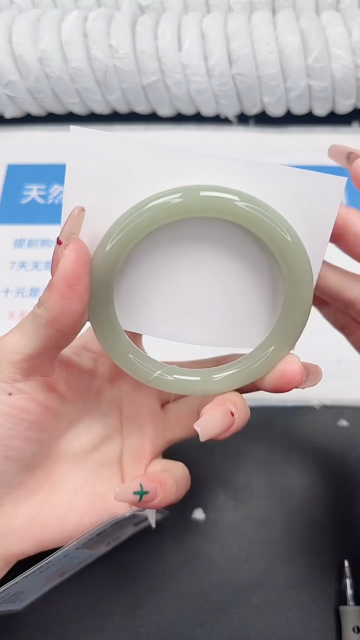 未镶嵌手镯石英质玉32-59.7DY