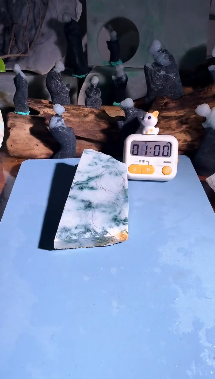 翡翠未镶嵌吊坠(不含链)@***码B617