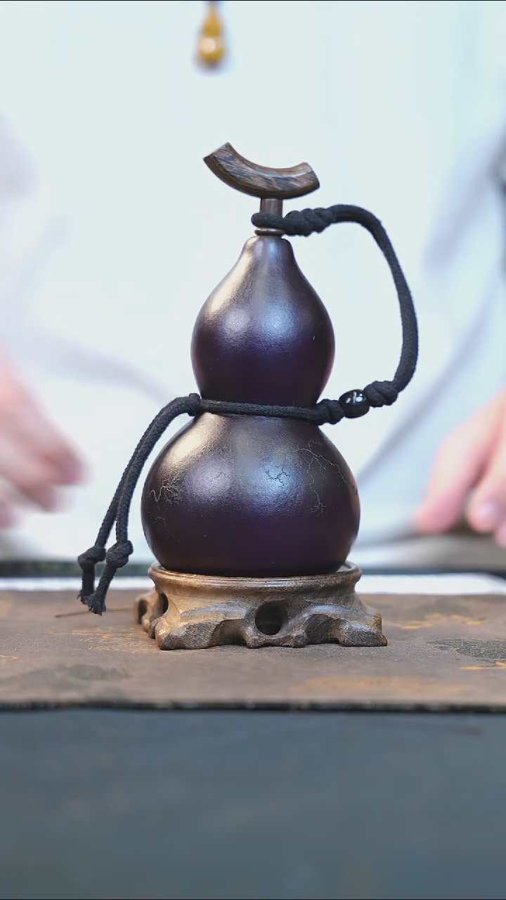 【闪购商品】RU151大漆酒葫芦不包手串及旋转底座