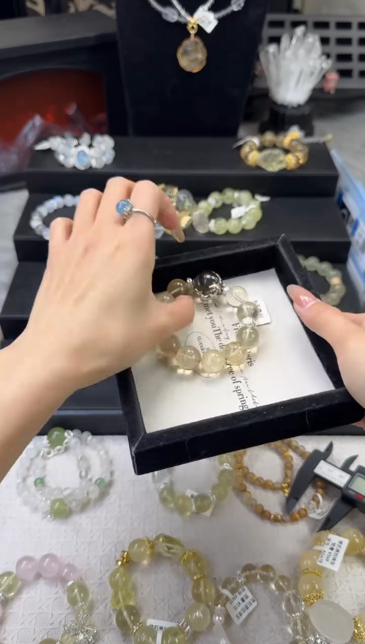 水晶手链未镶嵌天然水晶 多样性发货