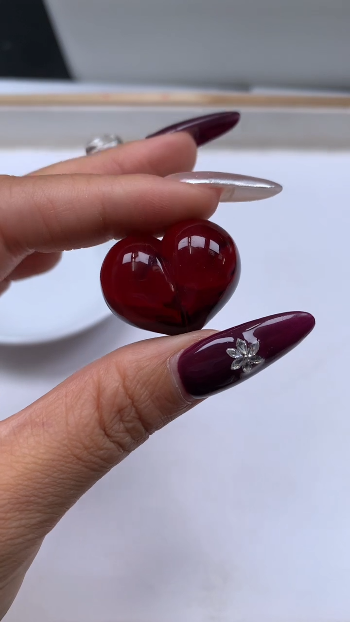 裸石血珀未镶嵌E227 血珀 屁桃26*20*16mm 1个8元