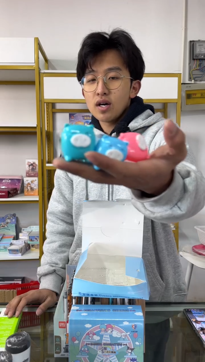 得力057 小猪削笔机 *3个