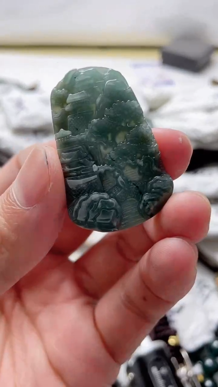 【闪购商品】翡翠颈饰未镶嵌888888888888