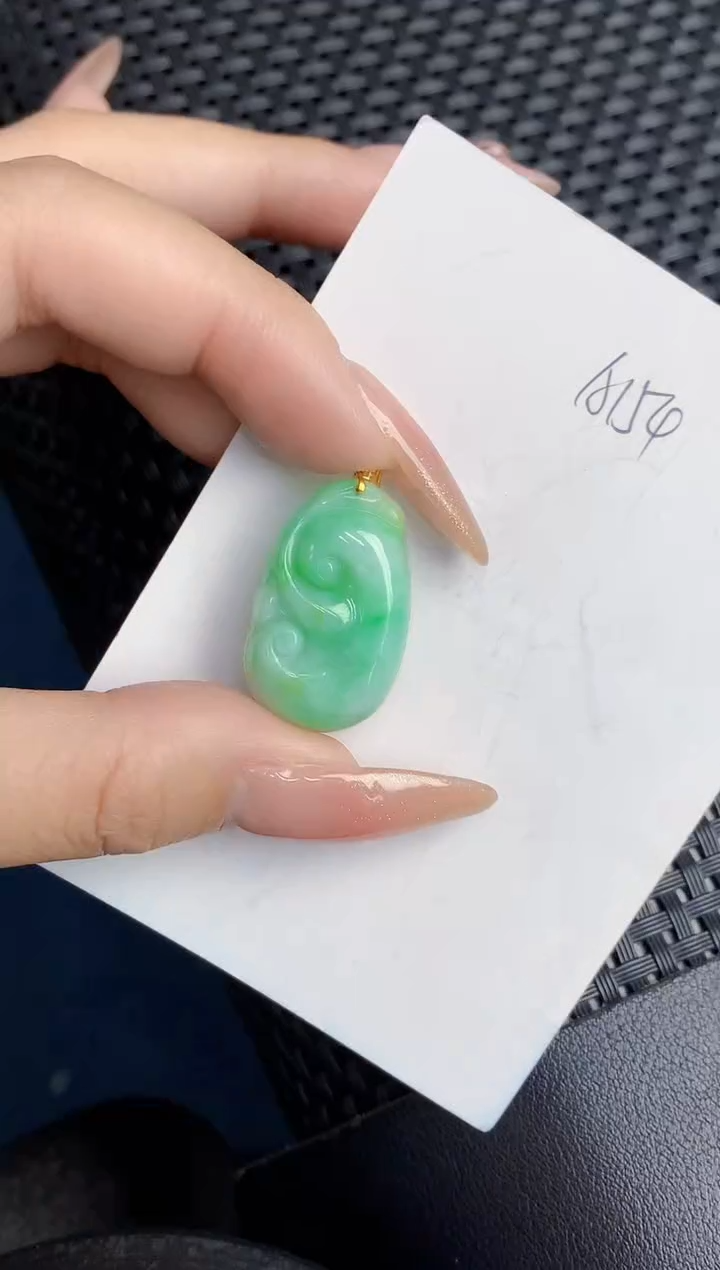 【闪购商品】翡翠颈饰18K金镶嵌000000000