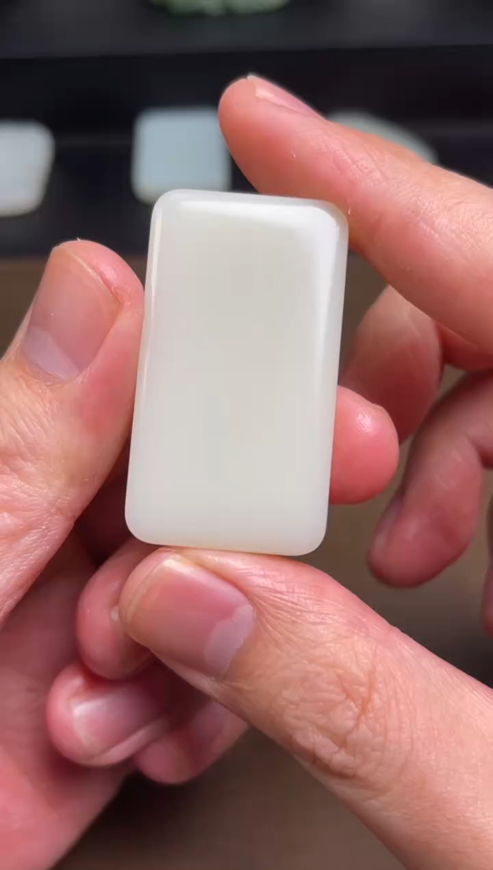 【闪购商品】和田玉颈饰未镶嵌63带结构