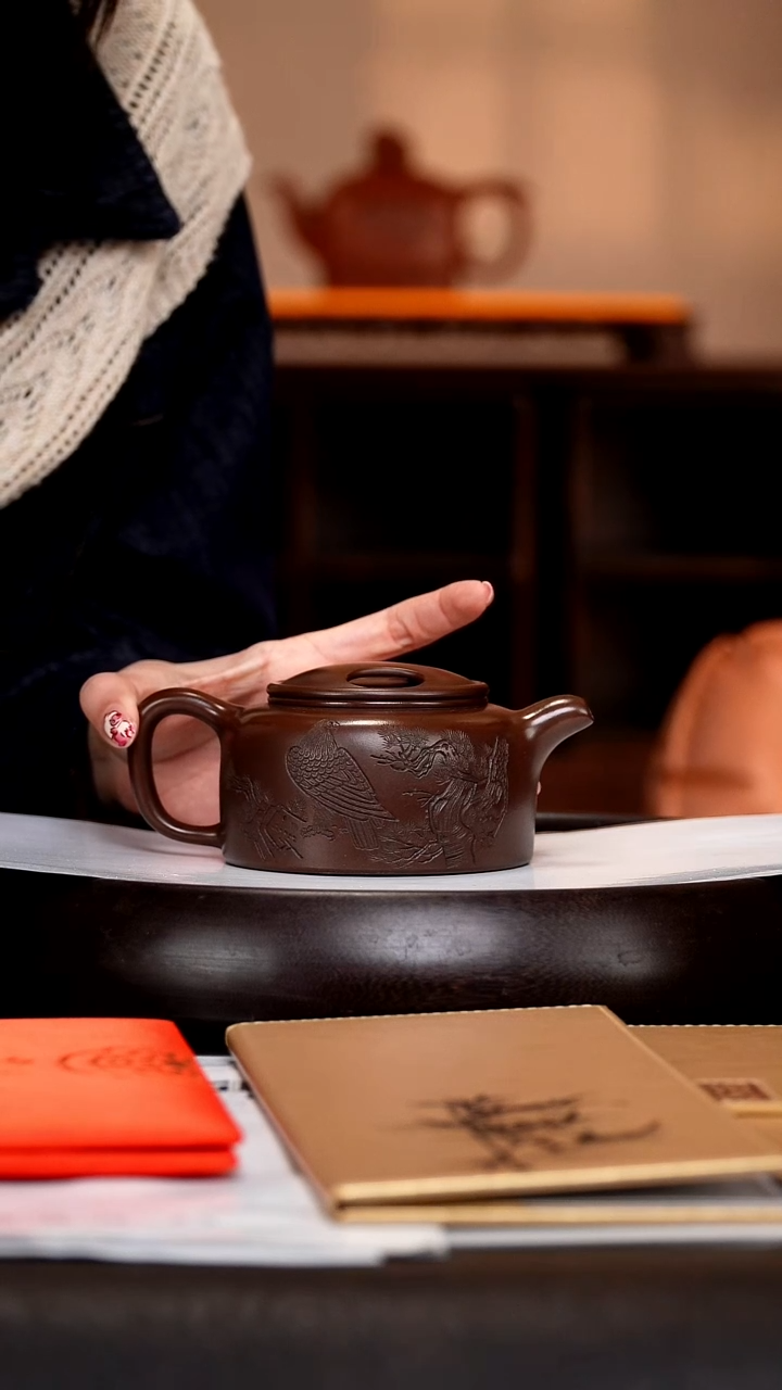 茶壶紫砂CH33 牛盖莲子  老紫泥  330cc