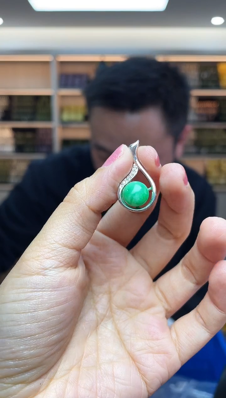 【闪购商品】翡翠颈饰未镶嵌多样性发一件