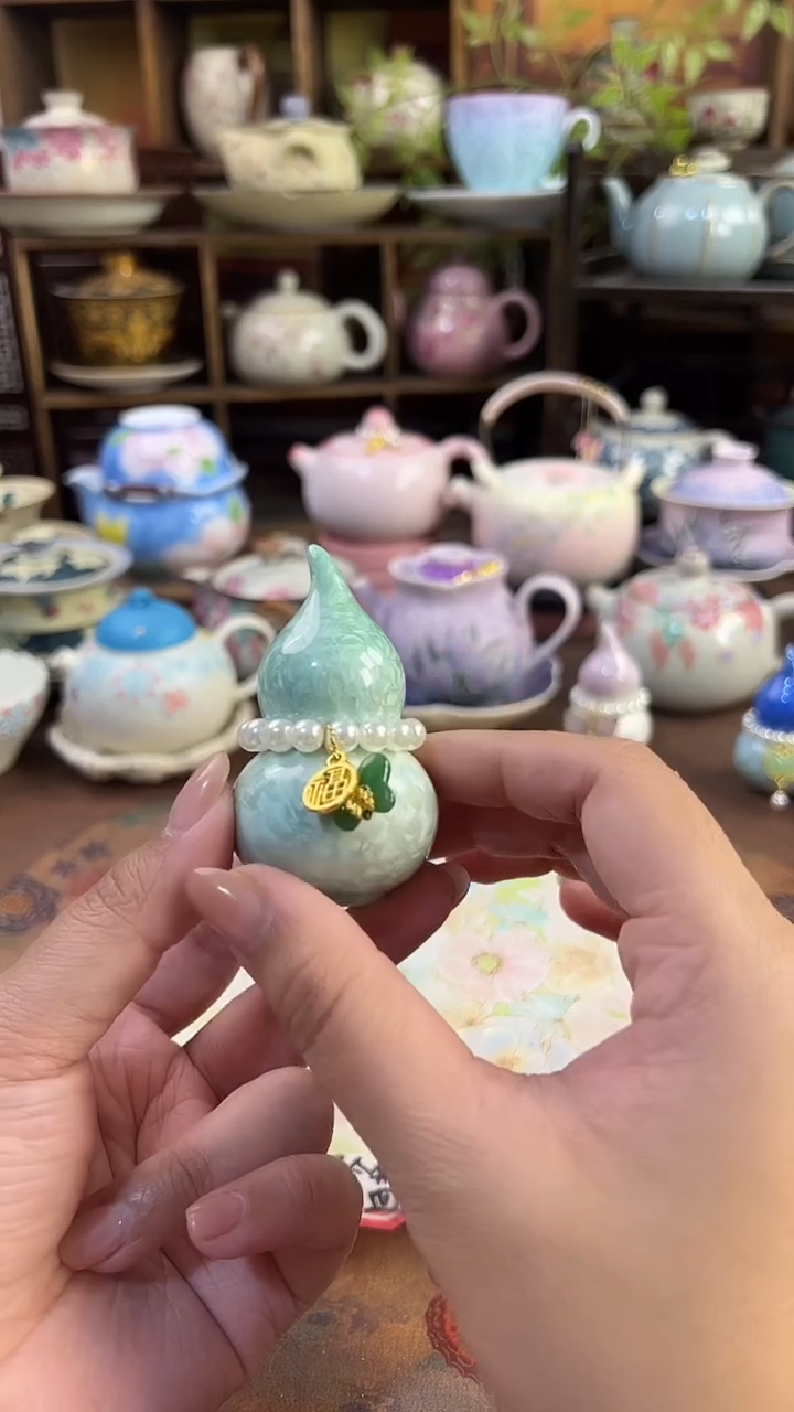 结晶釉葫芦摆件带提溜-绿色