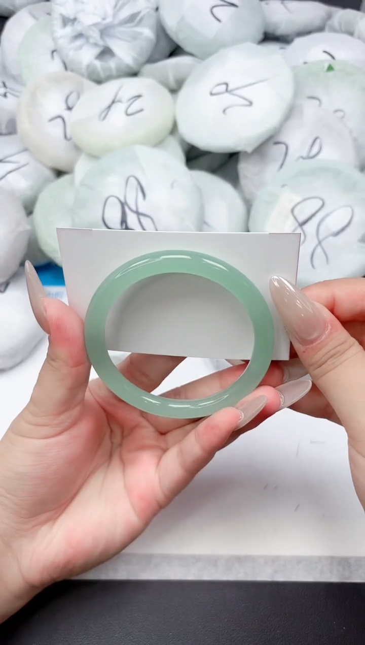 未镶嵌手镯石英质玉263-54.3