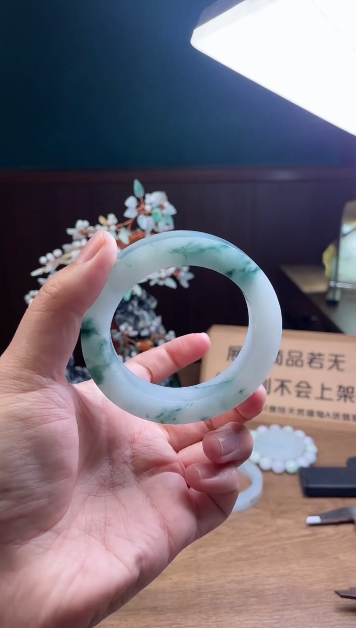 【闪购商品】定制翡翠手镯未镶嵌定制
