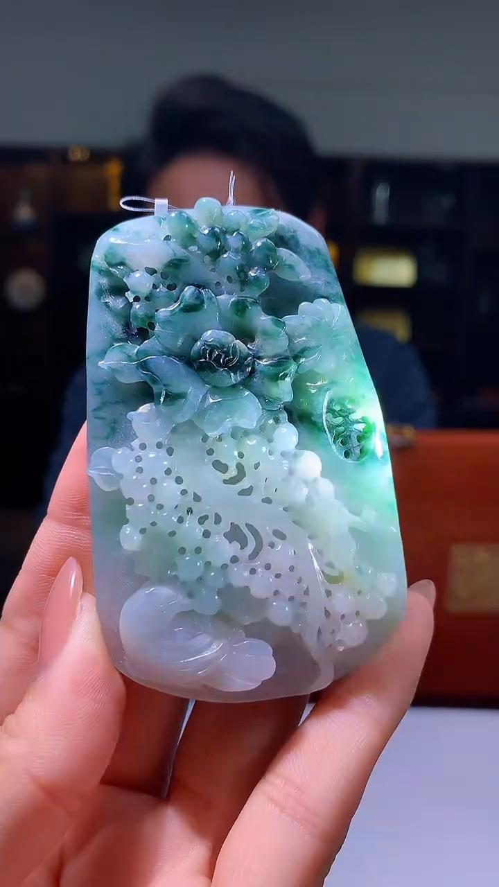 【闪购商品】定制翡翠未镶嵌1051hm-毛货挂件