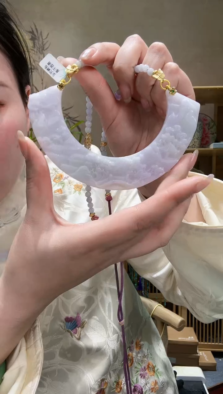 【闪购商品】翡翠颈饰未镶嵌吊坠