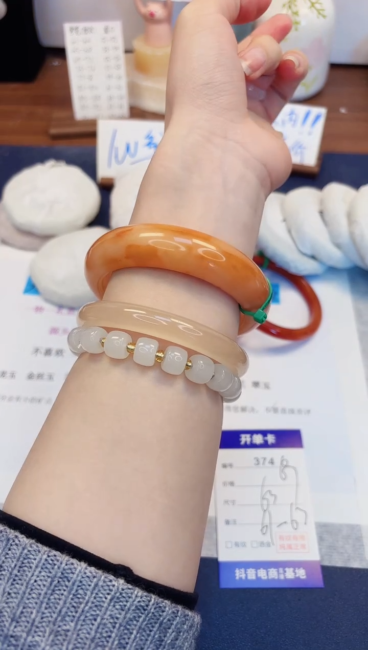 【闪购商品】石英质玉手镯未镶嵌374-财气镯-圈口63