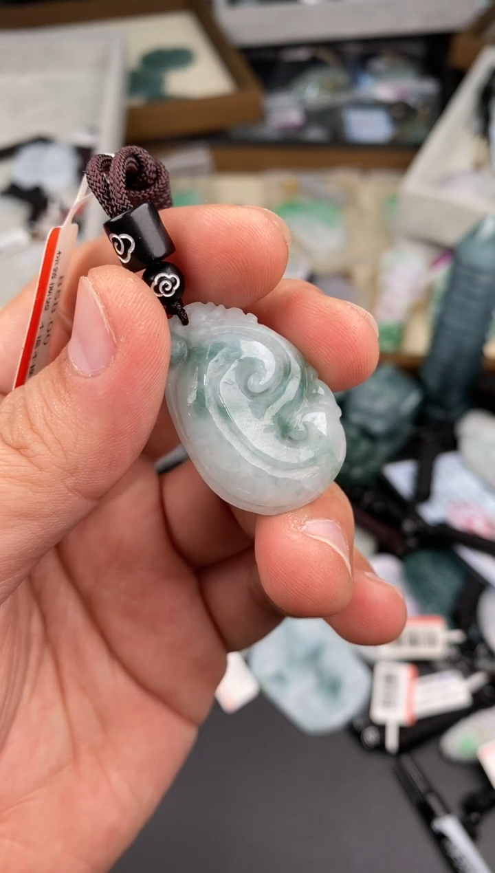 【闪购商品】翡翠颈饰未镶嵌  天然翡翠，一物一图