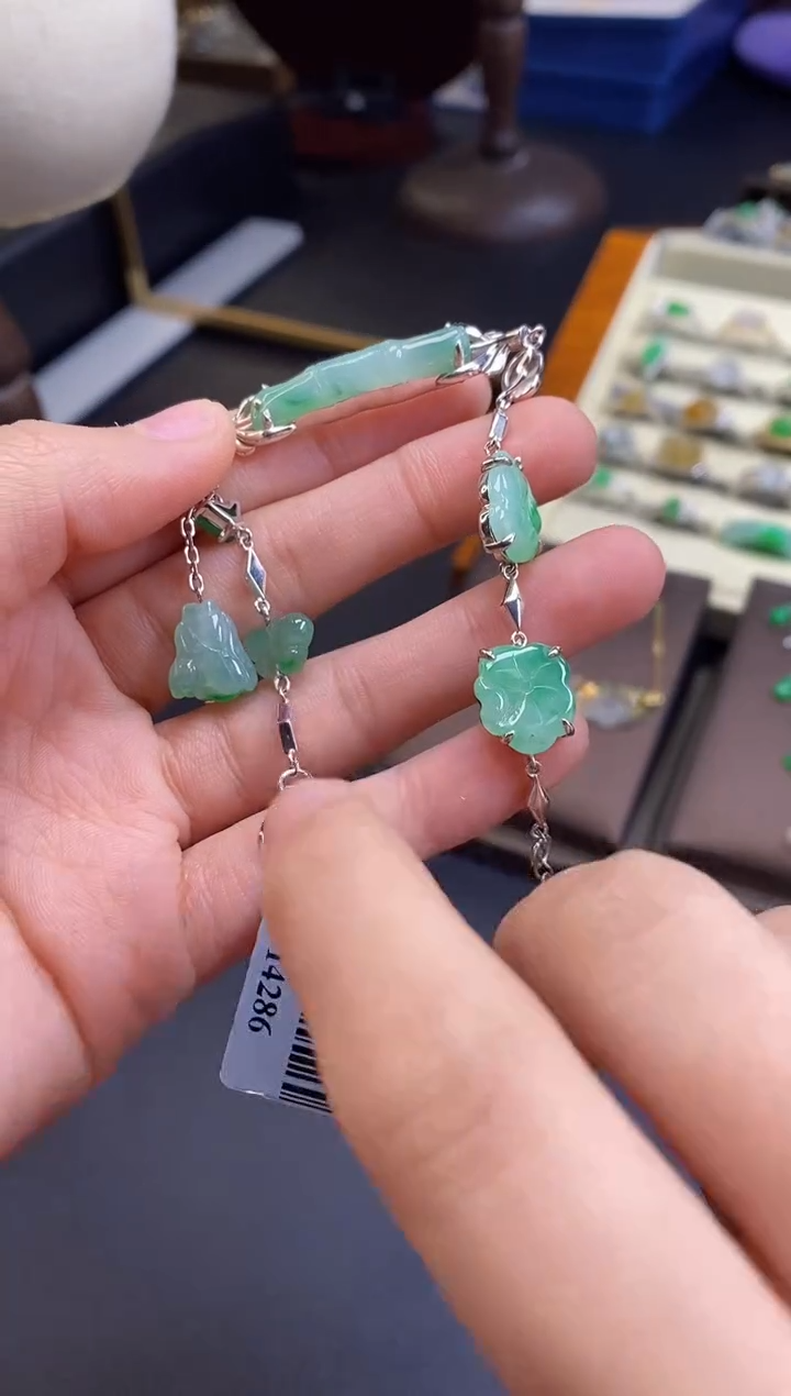 颈饰银S925镶嵌翡翠14286