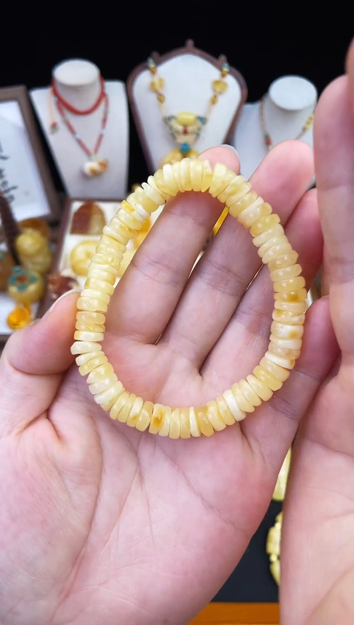 琥珀未镶嵌珠宝奇石柒月