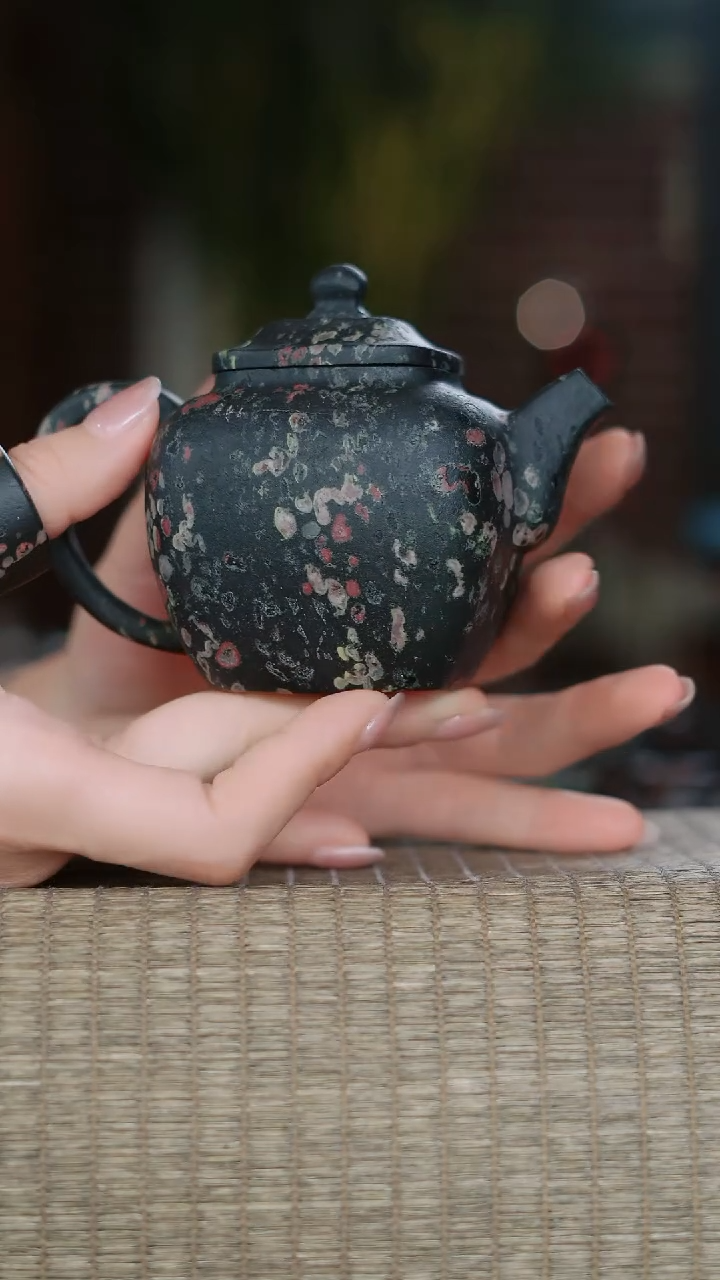 【闪购商品】寻武记M梅花玉一物一拍玉壶