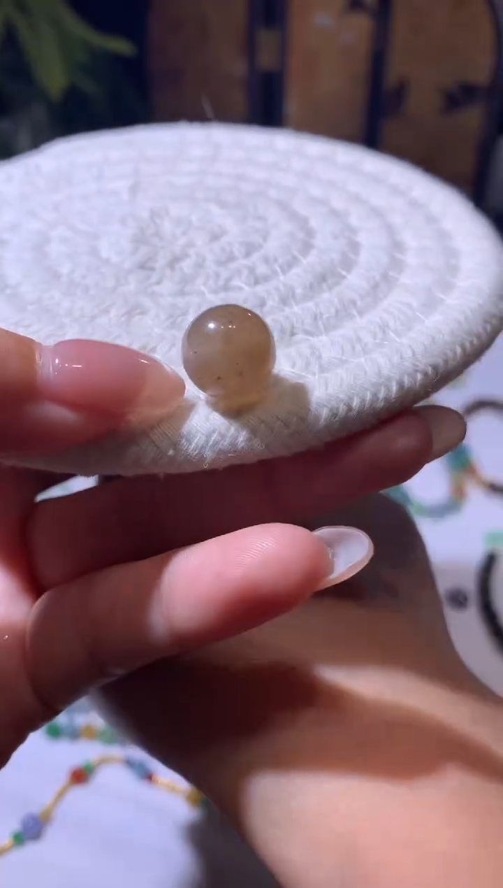 定制翡翠未镶嵌12.1*珠子9300+0