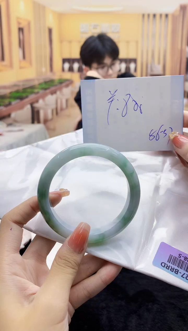 【闪购商品】翡翠手镯未镶嵌    H48-5