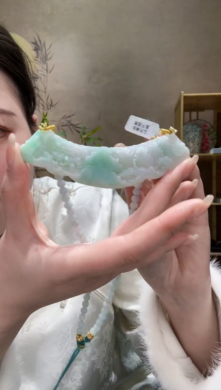 【闪购商品】翡翠颈饰未镶嵌吊坠