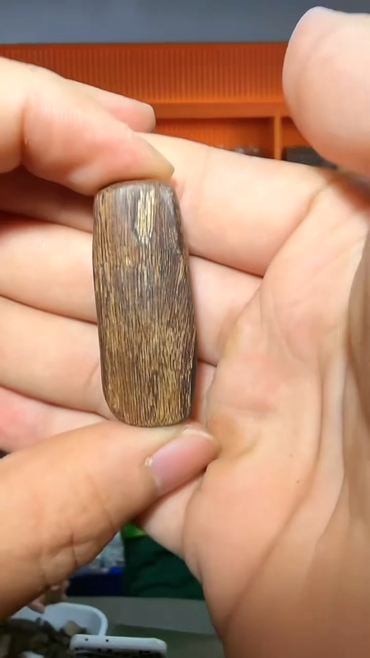 沉香吊坠71号红土多样性发一