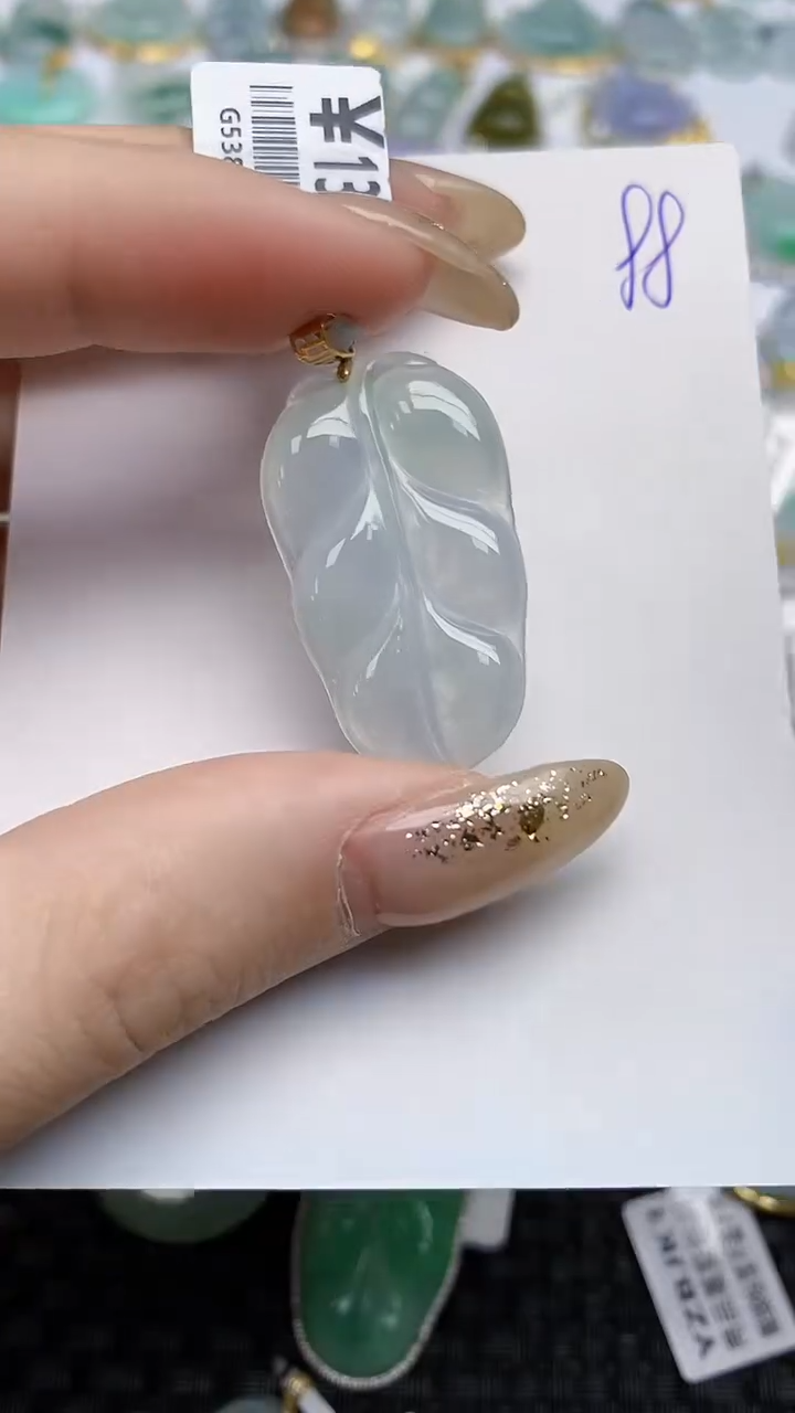 【闪购商品】翡翠颈饰18K金镶嵌天然A货翡翠 88
