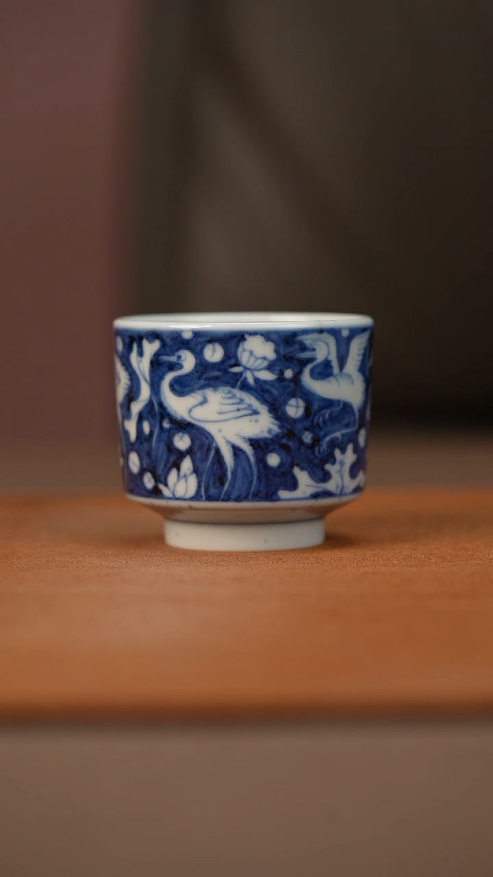 陶瓷幽蓝溪堂撒蓝一路连科直口杯