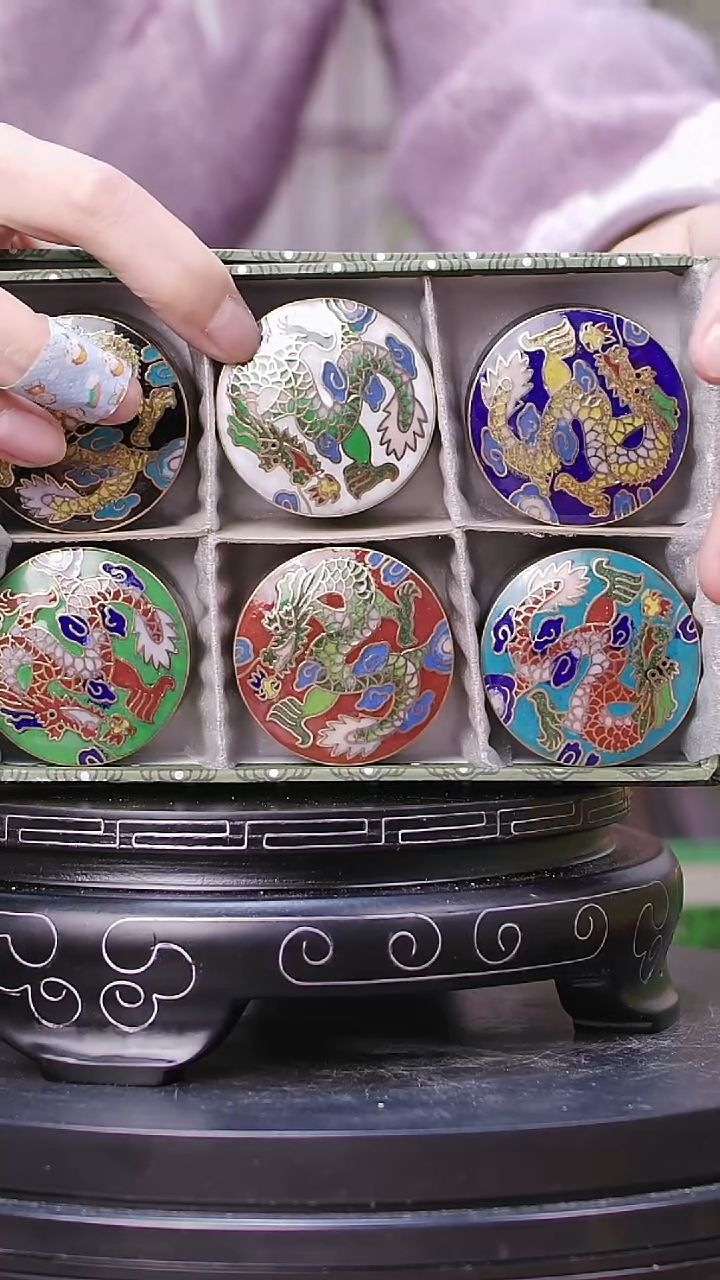 【闪购商品】非遗技艺 景泰蓝龙纹粉盒一套