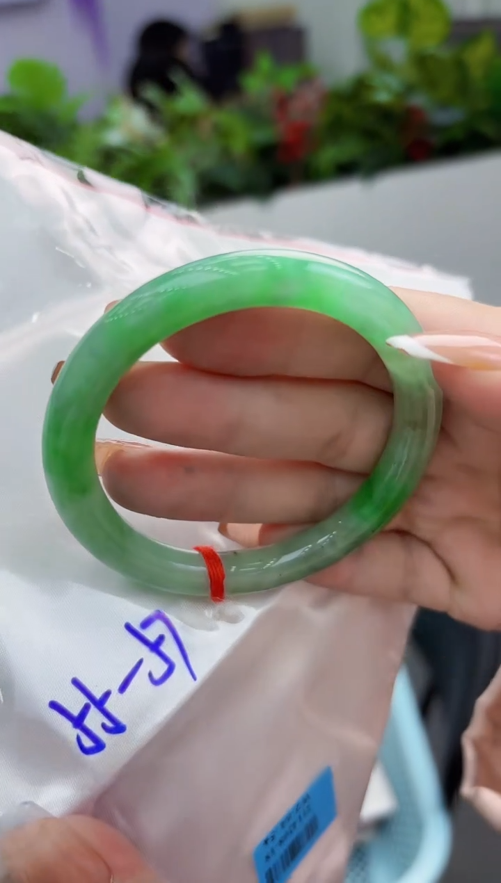 【闪购商品】翡翠手镯未镶嵌翡翠手镯