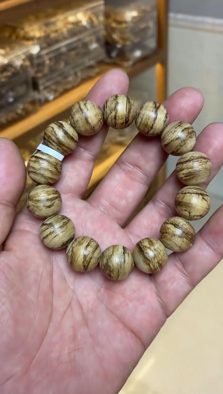 沉香手串 马尼涝圆珠单圈虎斑1.7多样性发其一