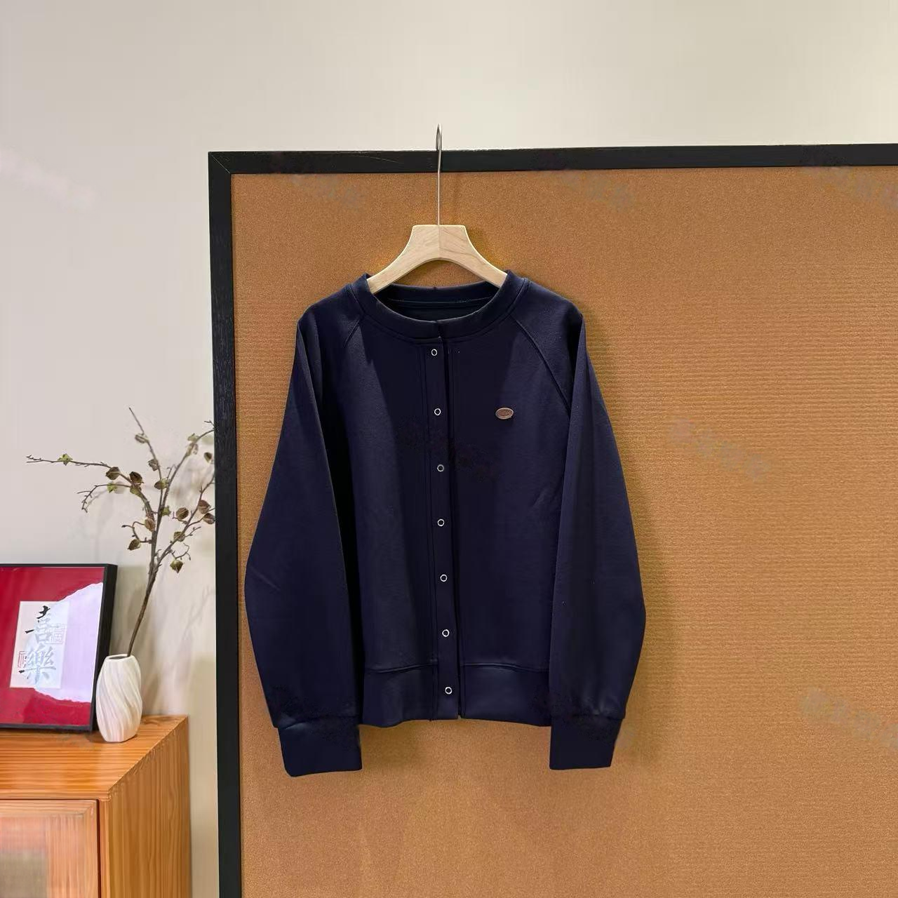 1557简约棒球服卫衣外套秋季新款时尚百搭休闲女士