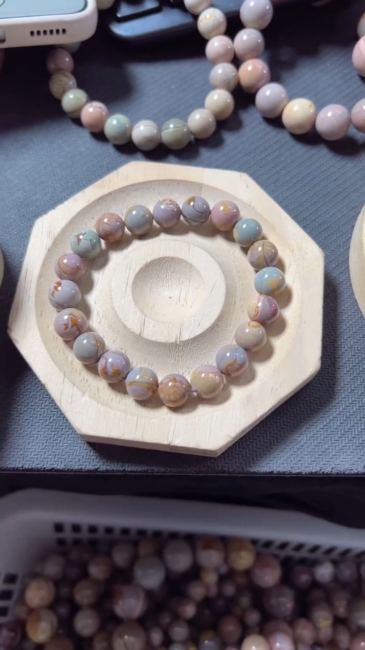 石英质玉手链未镶嵌4*688