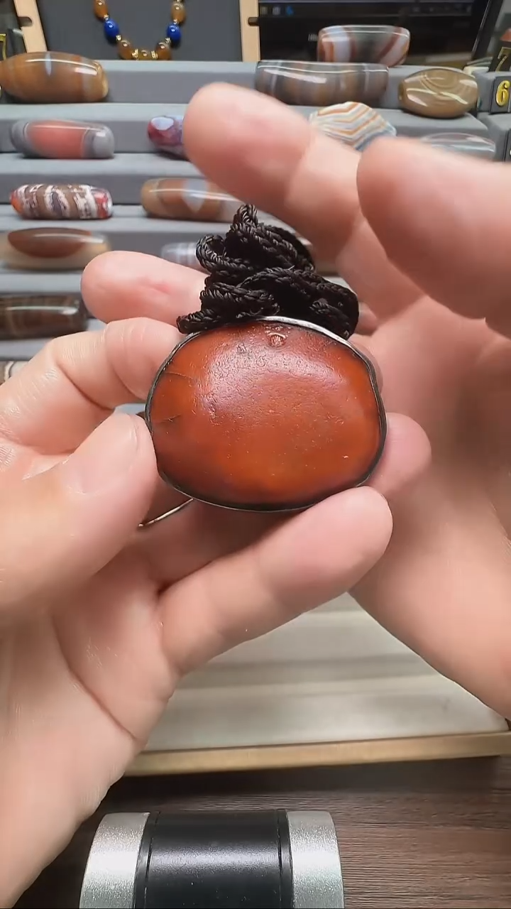 未镶嵌颈饰玛瑙/玉髓✔*一玛瑙44*12*37