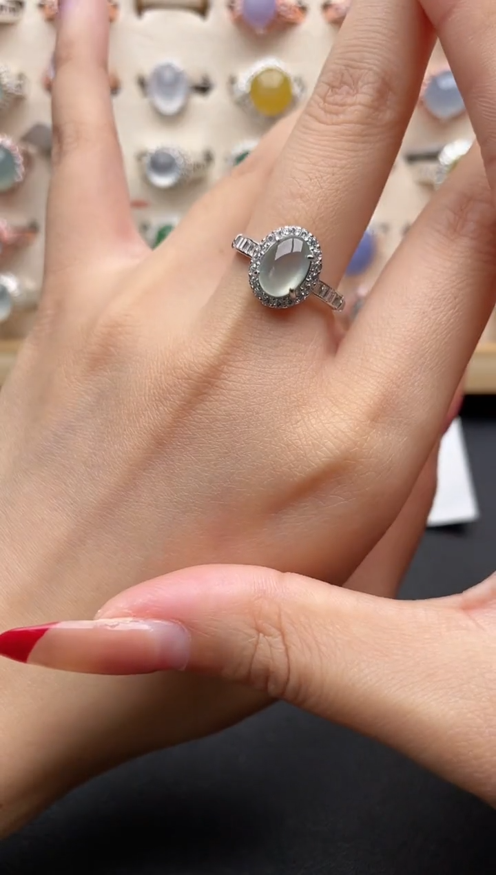 【闪购商品】翡翠戒指银S925镶嵌一物一证一礼盒