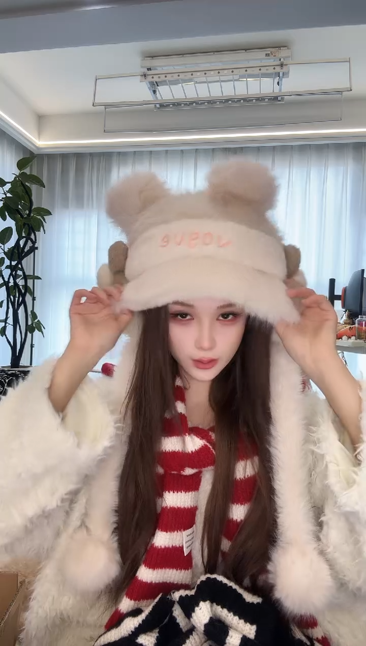 涤纶（聚酯纤维）220帽子