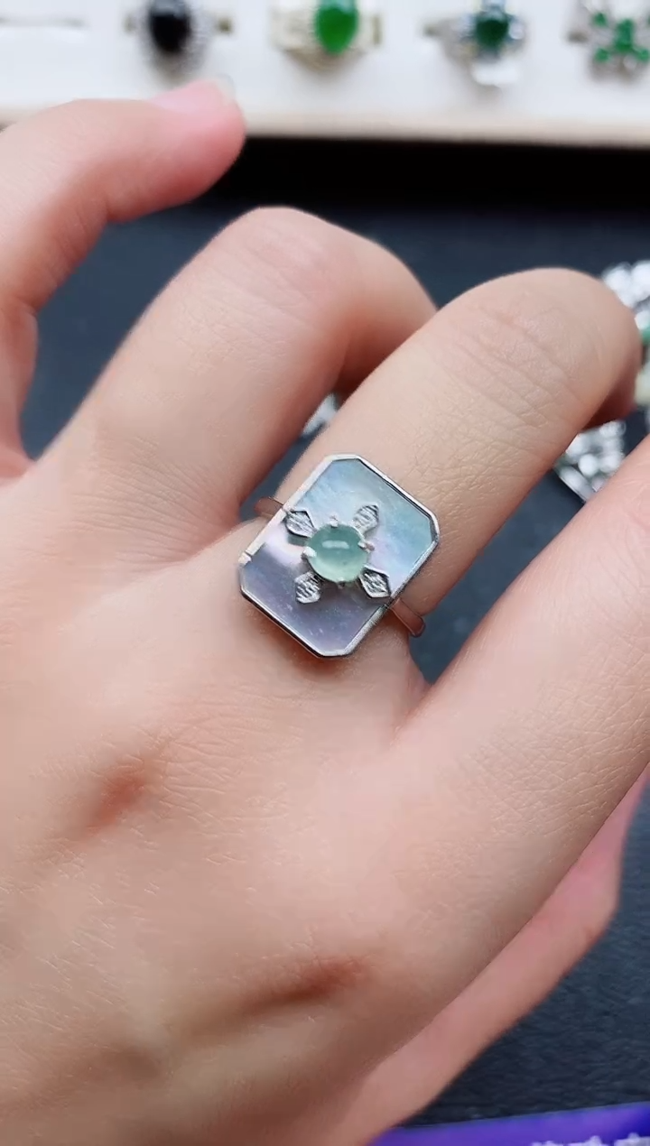 【闪购商品】翡翠戒指银S925镶嵌11111