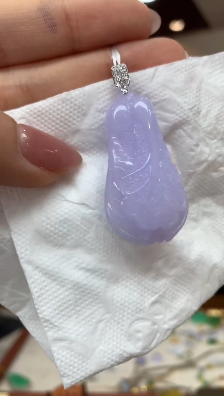 吊坠(不含链)18K金镶嵌翡翠白菜