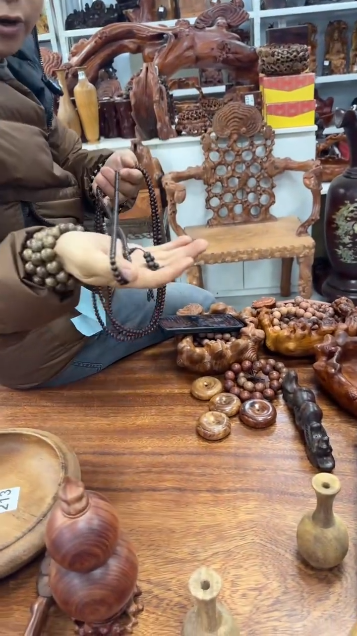 交趾黄檀（大红酸枝）工艺品888888888888