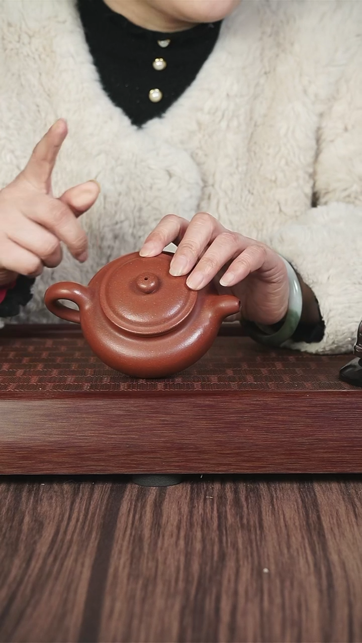 【闪购商品】紫砂茶壶sy  红降坡  仿古