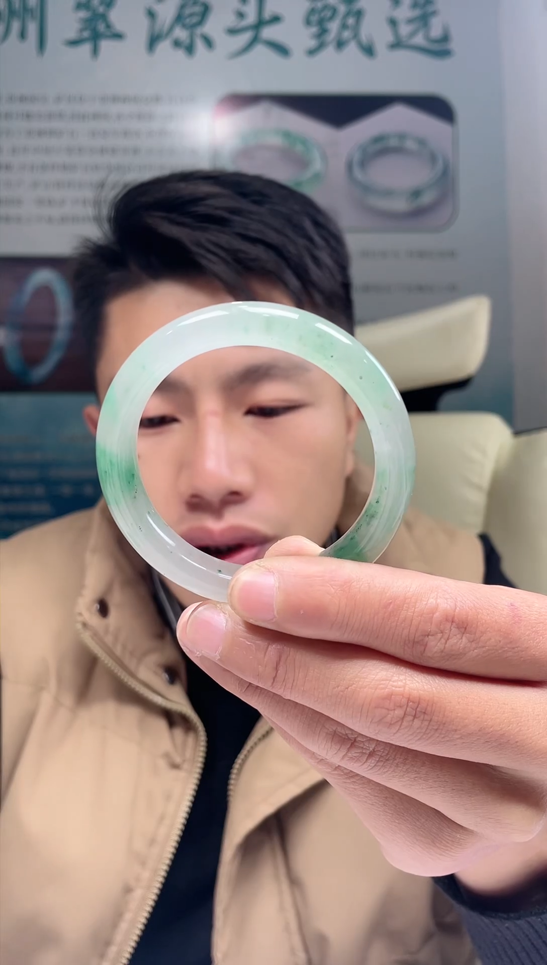 【闪购商品】石英质玉手镯未镶嵌非洲翠手镯多样性发货