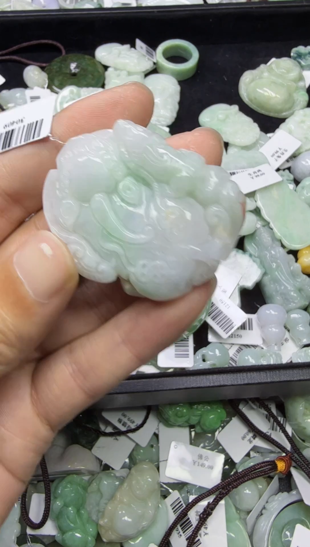 【闪购商品】翡翠颈饰未镶嵌00018217