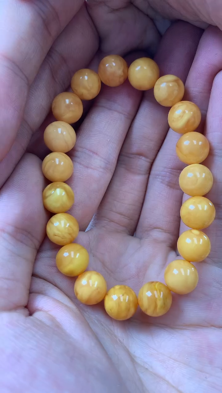 【闪购商品】琥珀裸石未镶嵌手串